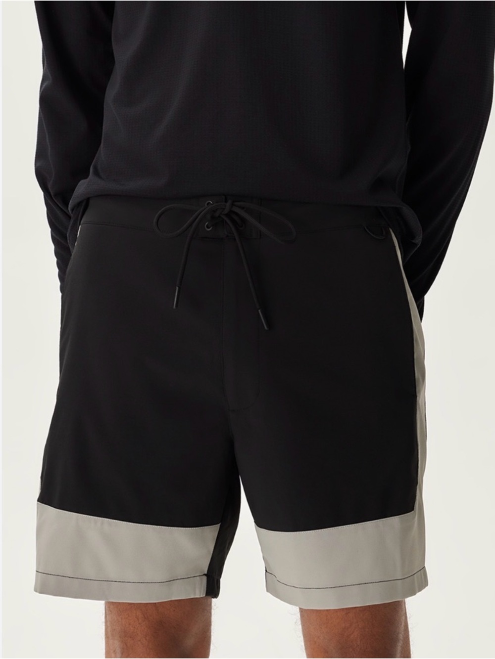 Outdoor Voices Men's Solarcool 6" Beach Boardshort Black/Grey Swim Sz Med